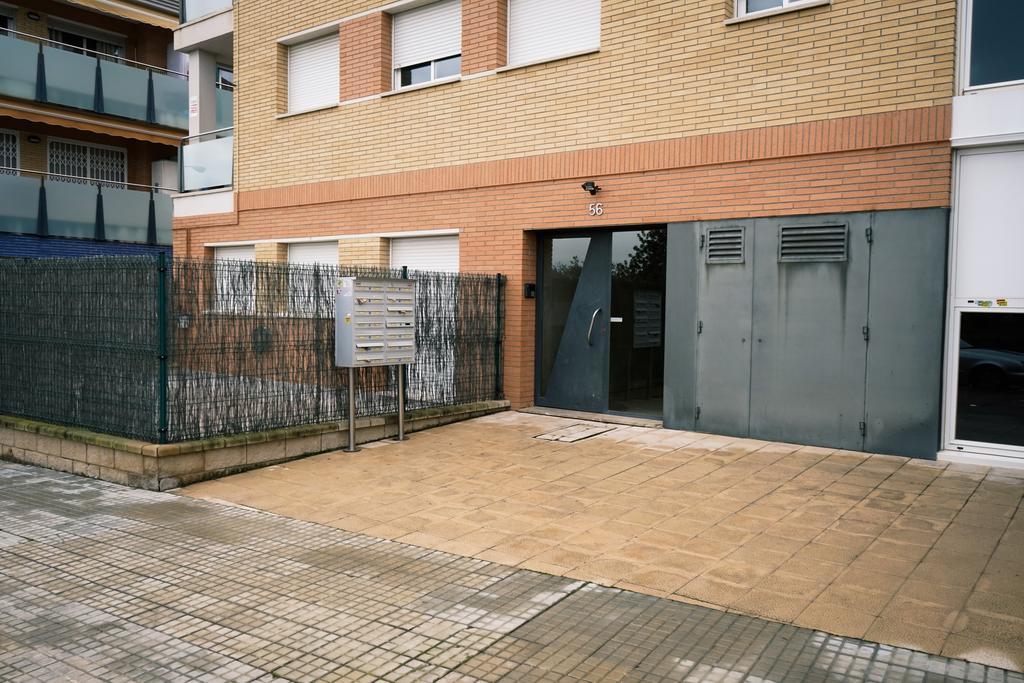Apartamento Port Marino カンブリルス エクステリア 写真
